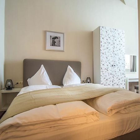 4Bdr Historical Spirit Apt By Ruterra Prague Exterior photo